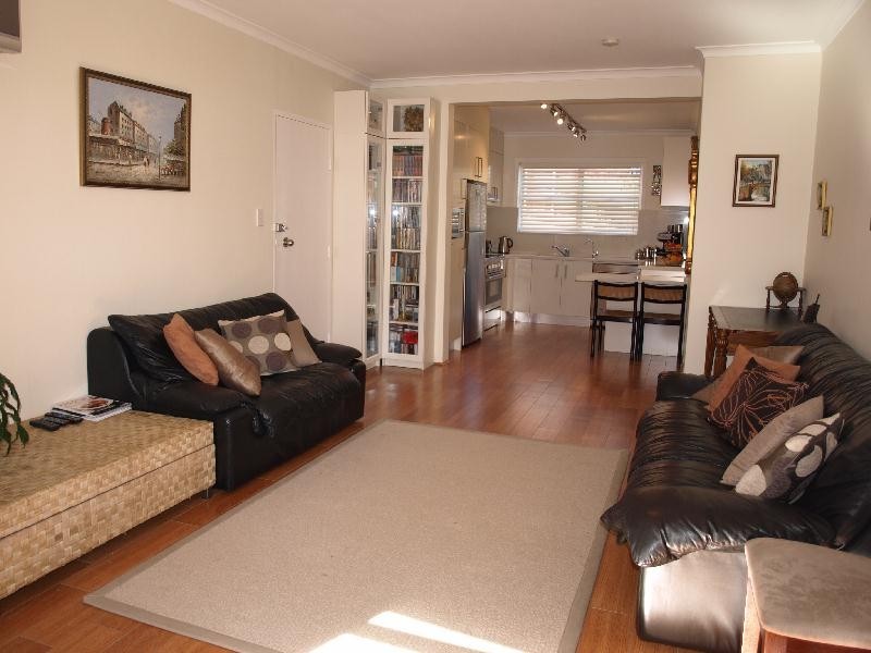 4/18 Collingwood Street, Drummoyne NSW 2047