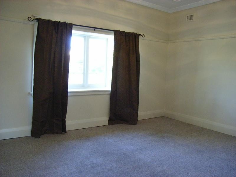 2/16a Hampden Road, Russell Lea NSW 2046