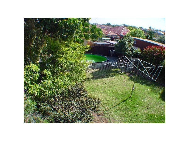 Russell Lea NSW 2046