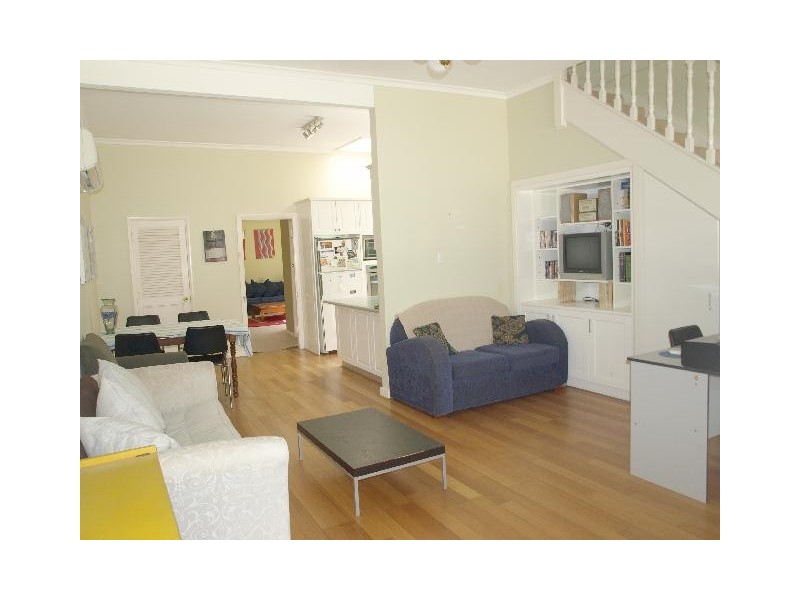 135 Lyons Road, Drummoyne NSW 2047