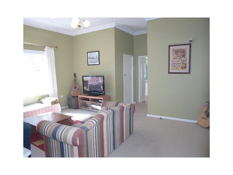 135 Lyons Road, Drummoyne NSW 2047