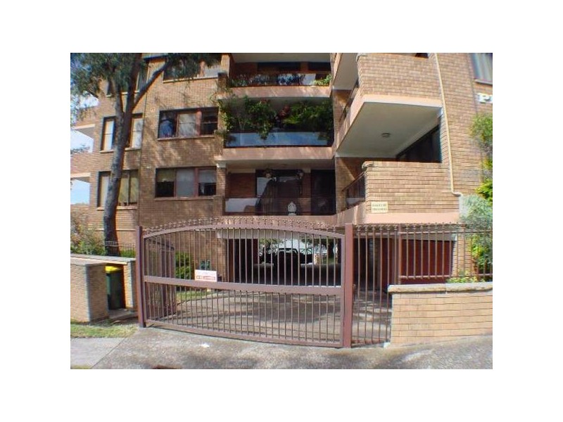 128 Lower St Georges CRESCENT, Drummoyne NSW 2047