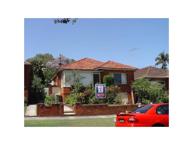 54 Burnell
Street, Russell Lea NSW 2046