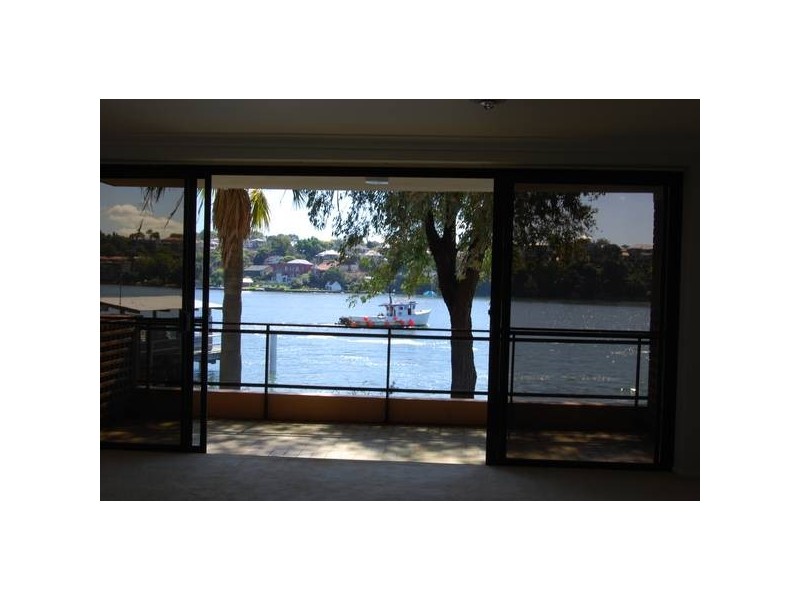 2/128 Lower St Georges Crescent, Drummoyne NSW 2047