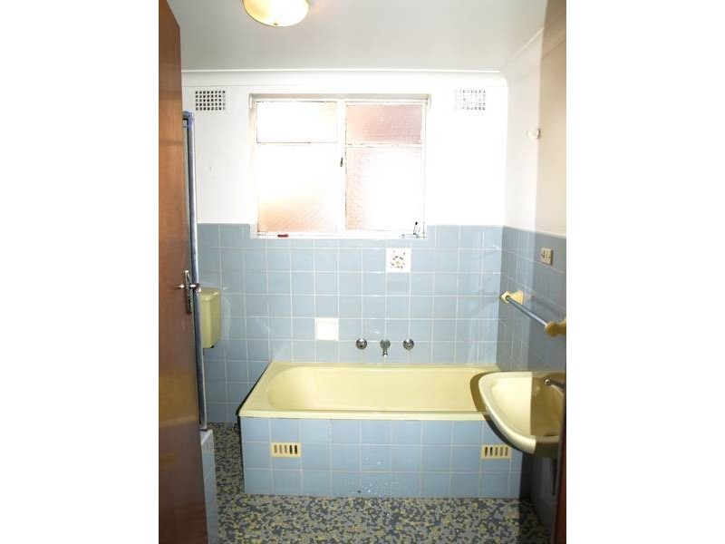 1/11 Bayswater Street, Drummoyne NSW 2047