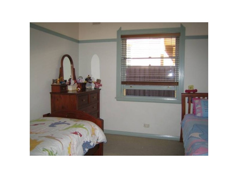 32 Duke Avenue, Rodd Point NSW 2046