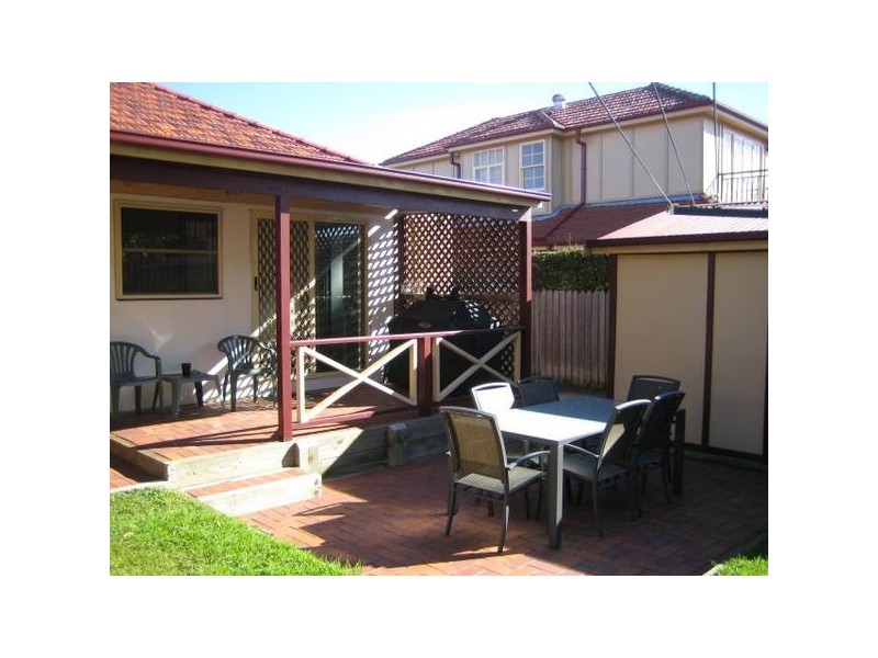 32 Duke Avenue, Rodd Point NSW 2046
