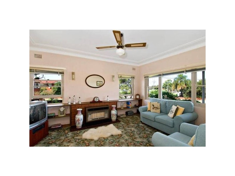 Barnstaple Road, Russell Lea NSW 2046