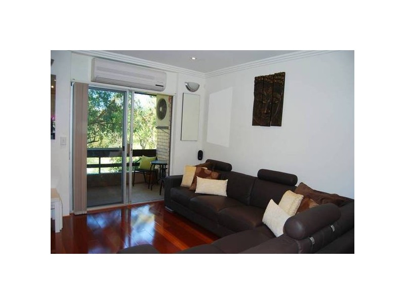 9/2 Finch Avenue, Concord NSW 2137