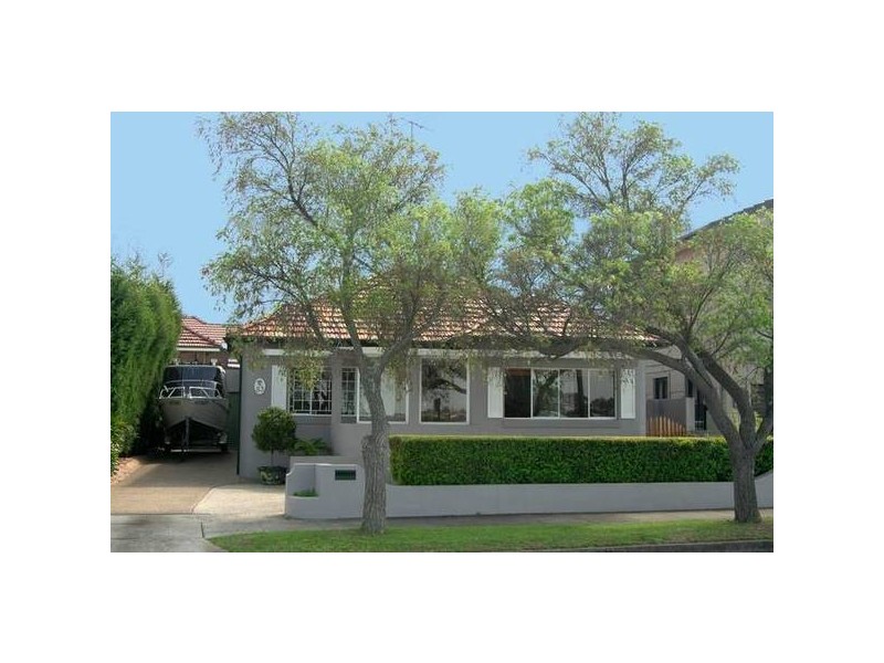 83 Henley Marine Drive, Rodd Point NSW 2046