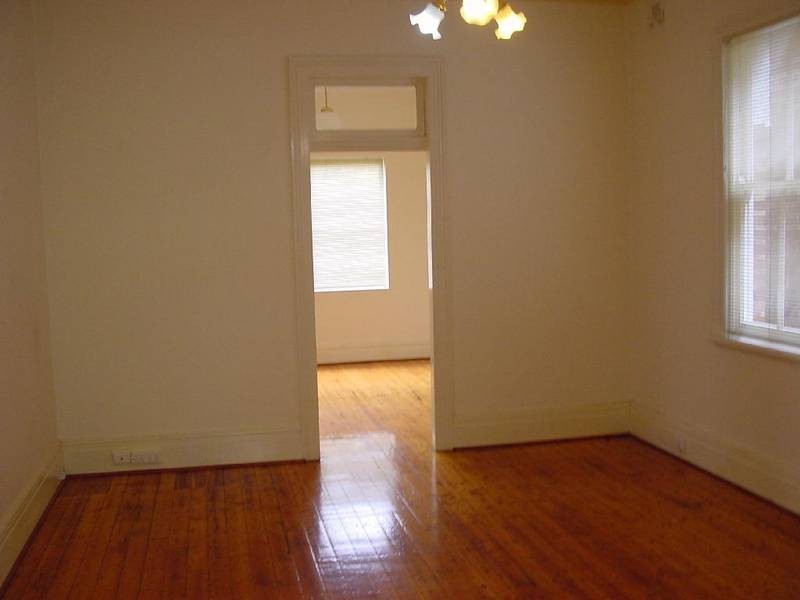 142 Lyons Road, Drummoyne NSW 2047