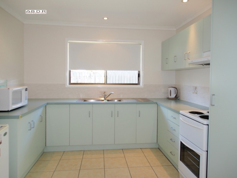 39 Ross Street, Burrum Heads QLD 4659