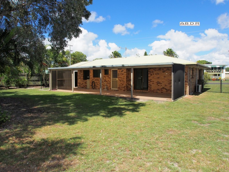 39 Ross Street, Burrum Heads QLD 4659