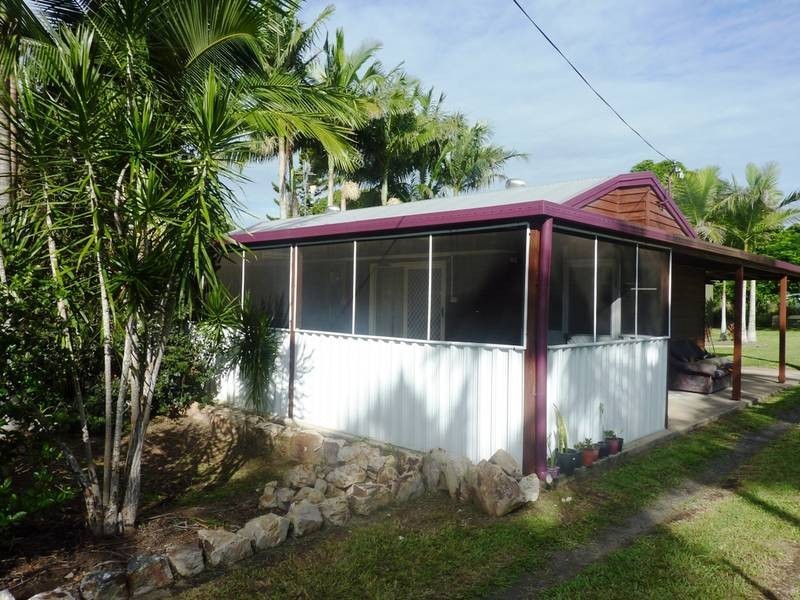 22 James Street, Howard QLD 4659