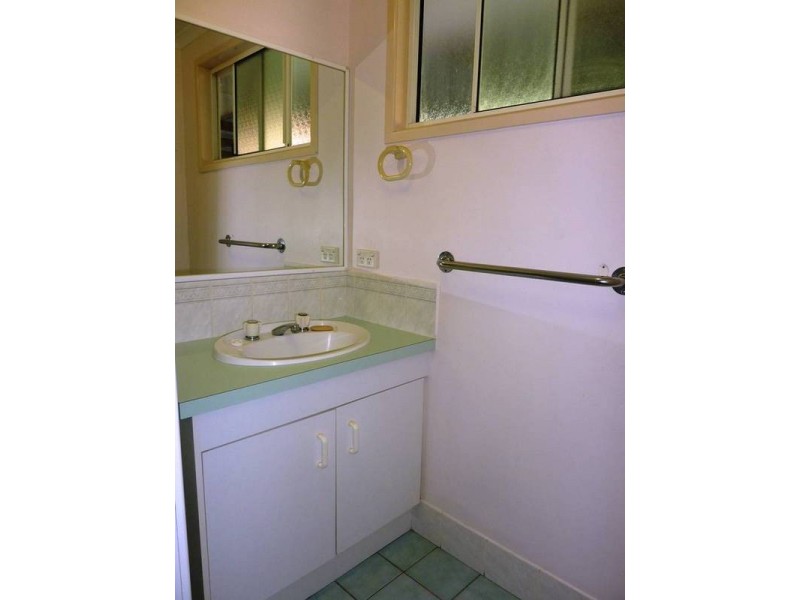 22 James Street, Howard QLD 4659