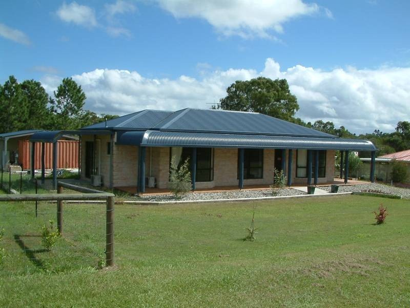 37 James Street, Howard QLD 4659
