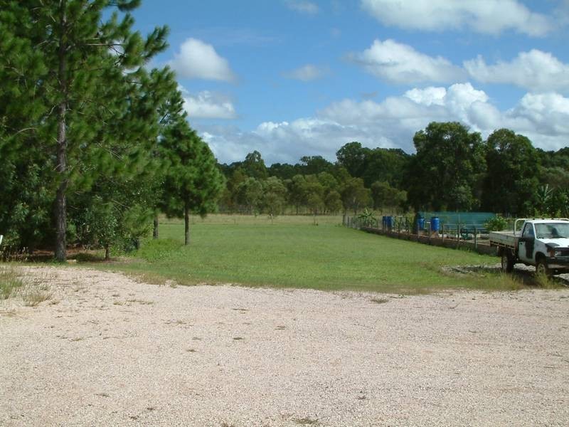 37 James Street, Howard QLD 4659