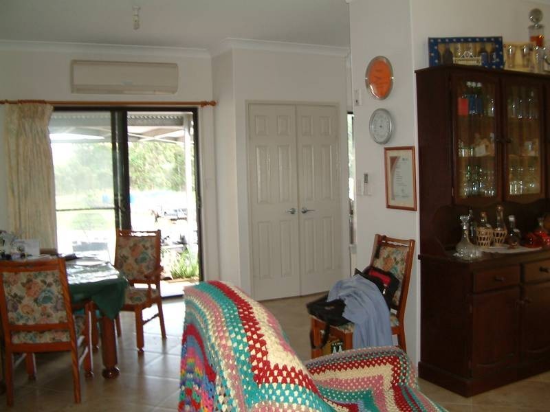 37 James Street, Howard QLD 4659