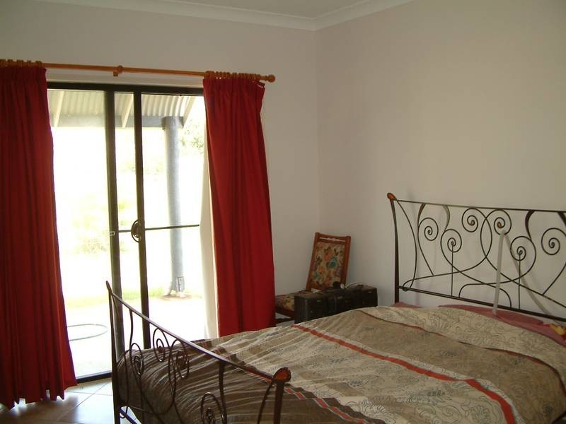 37 James Street, Howard QLD 4659