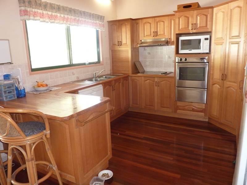 50 Whitley Street, Howard QLD 4659