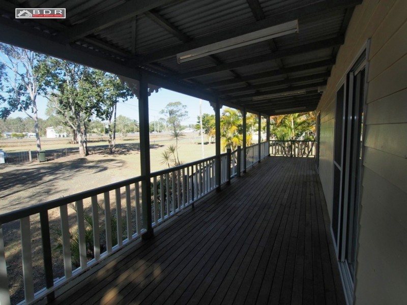 52 Robertson Street, Torbanlea QLD 4662