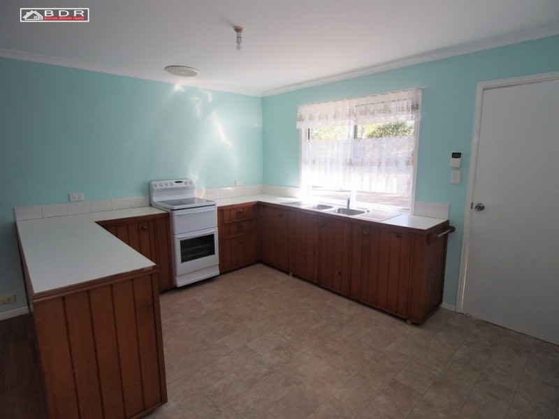 52 Robertson Street, Torbanlea QLD 4662