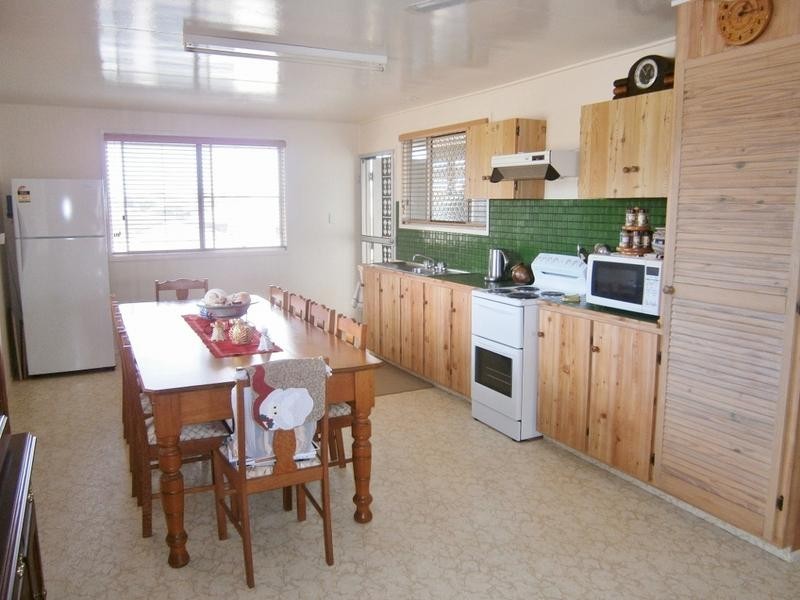 41 Riverview Dve, Burrum Heads QLD 4659