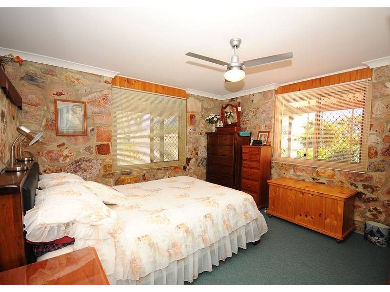 27 PHILIP ST, Howard QLD 4659
