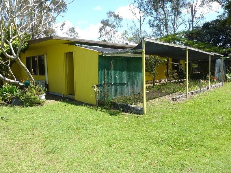 86 Old Bruce Hwy, Howard QLD 4659