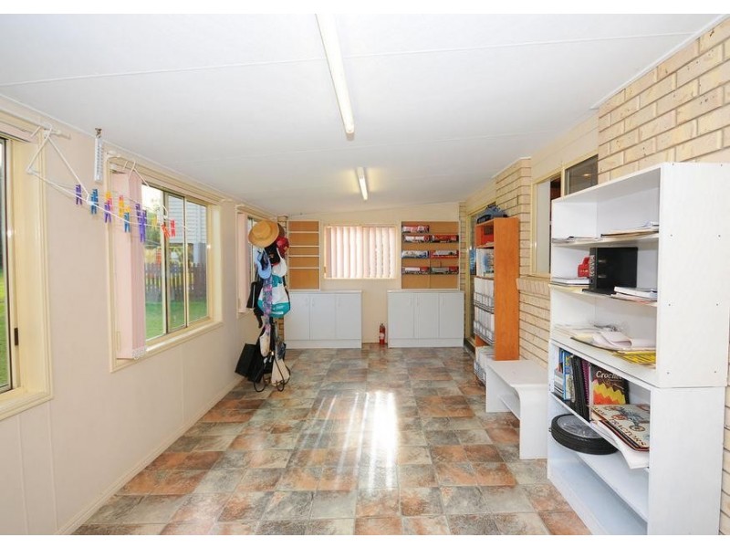 15 Crawford St, Torbanlea QLD 4662