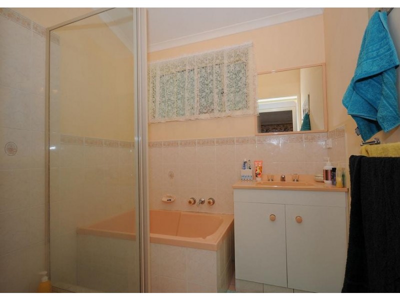 15 Crawford St, Torbanlea QLD 4662