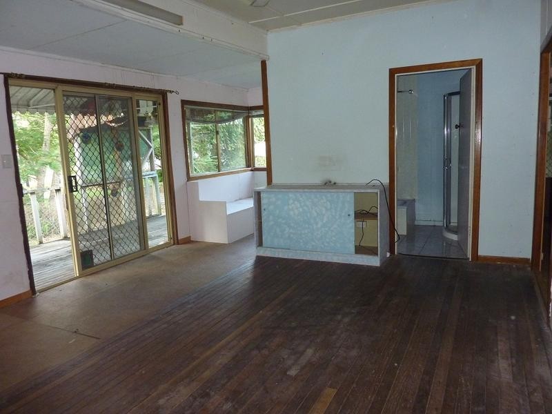20 James St, Howard QLD 4659