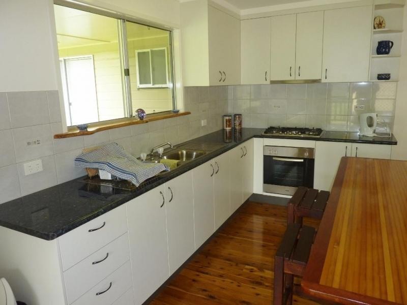 28 Kent Street, Torbanlea QLD 4662
