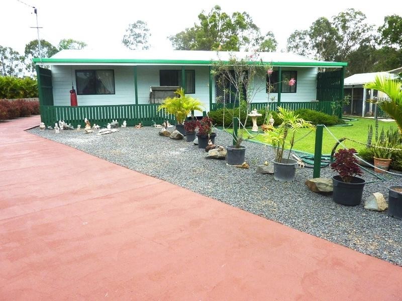 7 White Street, Howard QLD 4659
