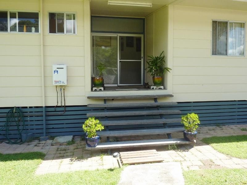 38 Dreamtime Ave, Burrum Heads QLD 4659