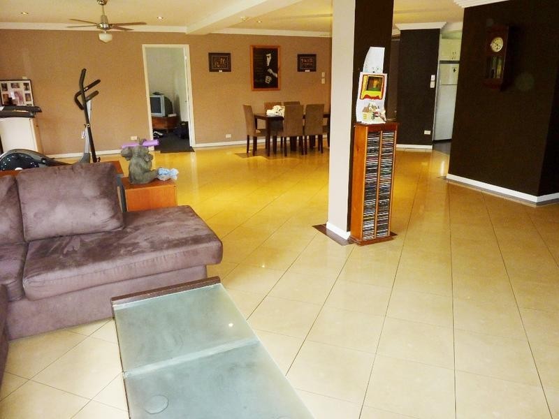 181 Pacific Haven Dr, Howard QLD 4659