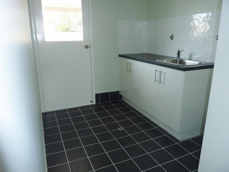 40 James Street, Howard QLD 4659