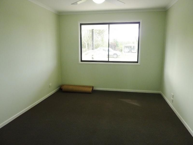 40 James Street, Howard QLD 4659