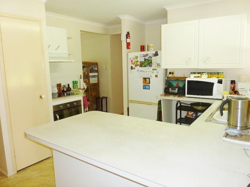 7 Howard Heights Rd, Howard QLD 4659