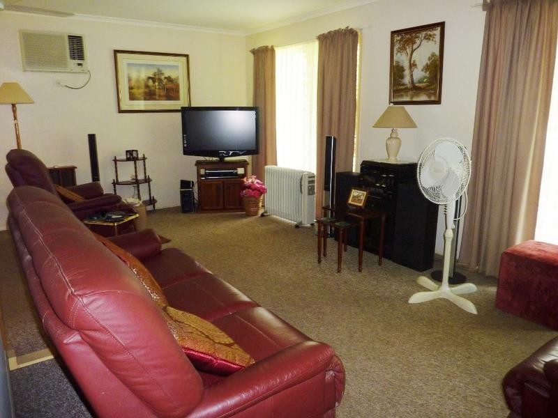 7 Howard Heights Rd, Howard QLD 4659