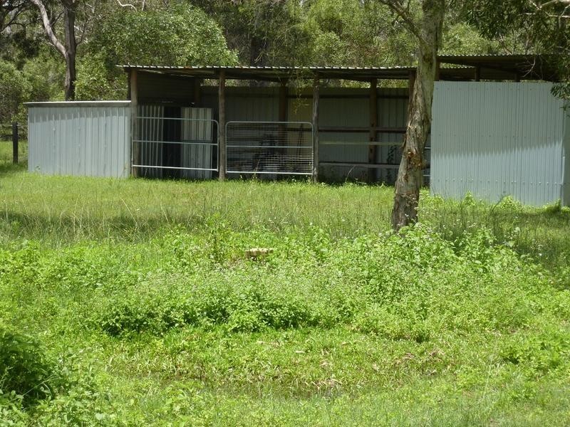 32 & 32A Pacific Haven Cct, Pacific Haven QLD 4659