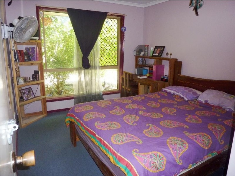 31 Marina Drive, Pacific Haven QLD 4659