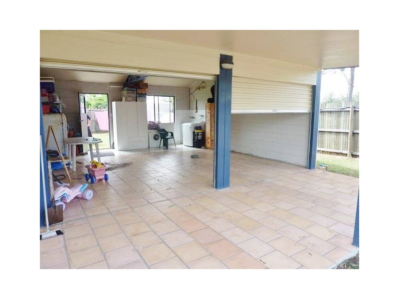 48 James St, Howard QLD 4659