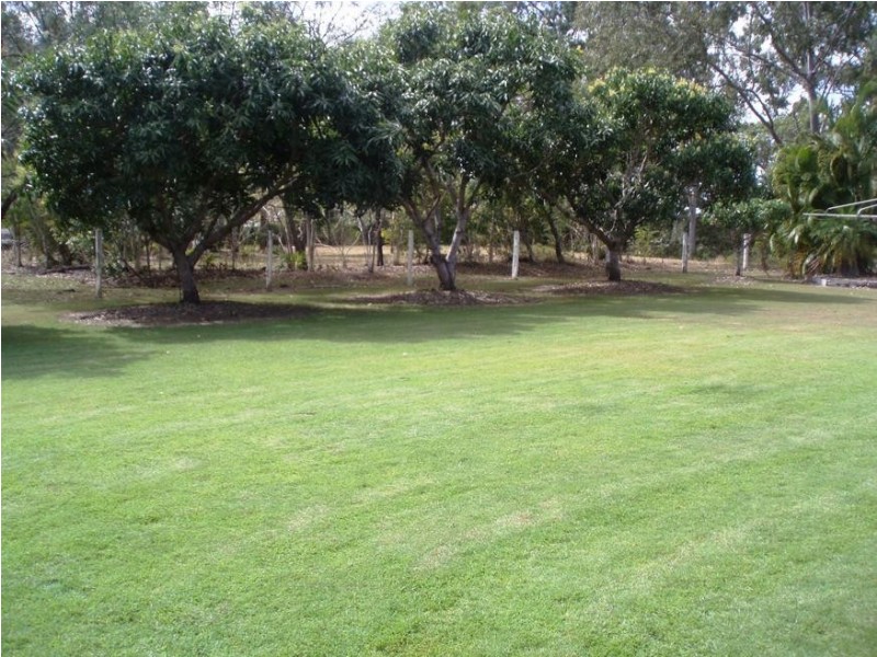 1 MARTINDALE RD, Howard QLD 4659