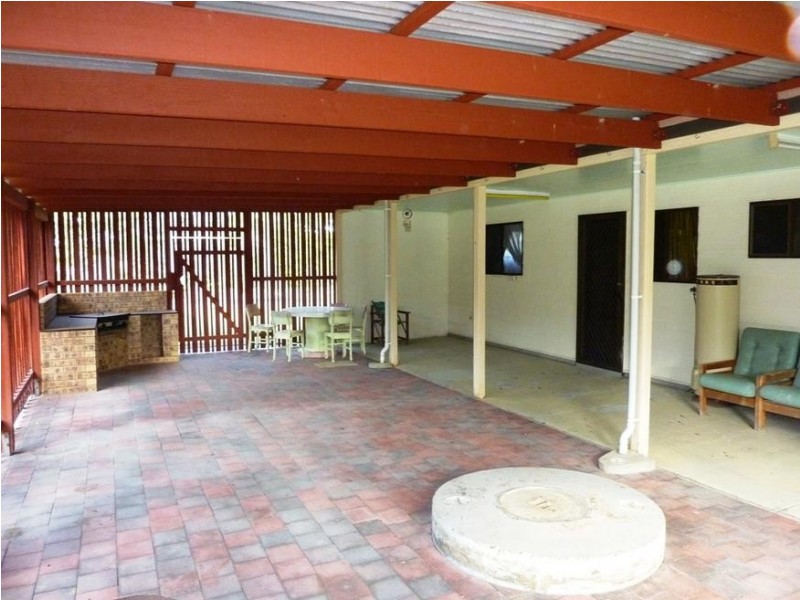 1 MARTINDALE RD, Howard QLD 4659