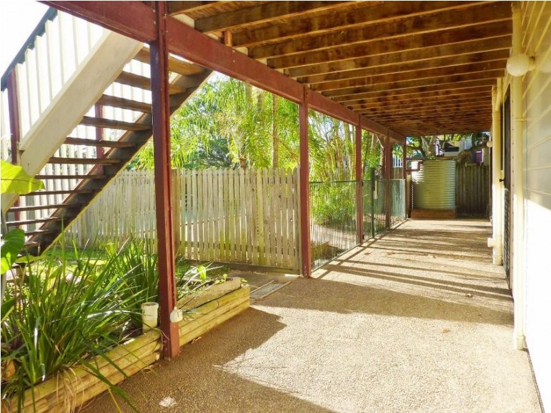 37 Hunter St, Torbanlea QLD 4662