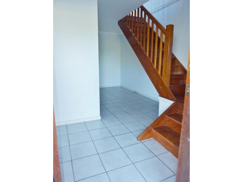 37 Hunter St, Torbanlea QLD 4662