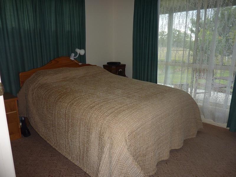 12 Roberts St, Torbanlea QLD 4662