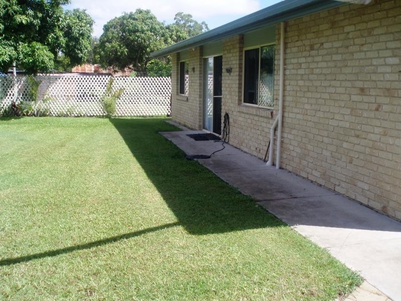 12 Roberts St, Torbanlea QLD 4662