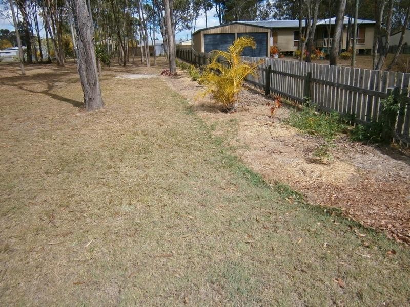 42 Annie St, Howard QLD 4659